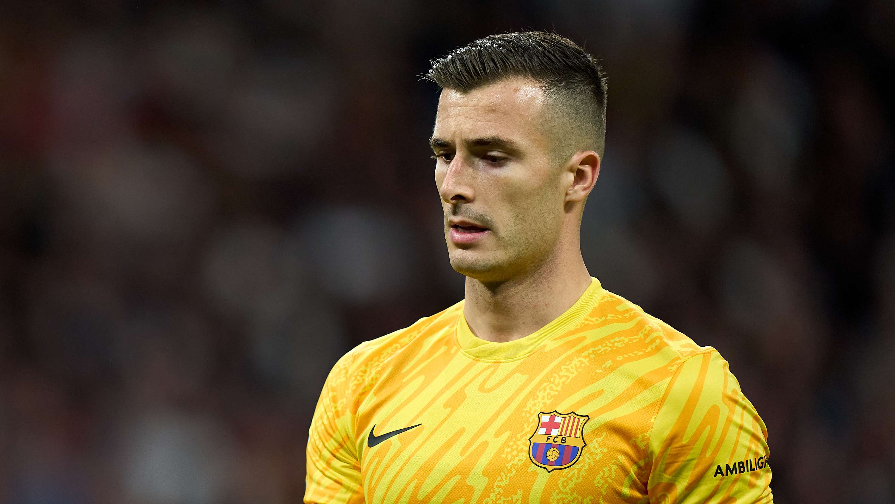 青训投入和 青训投入和